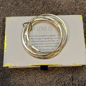 Southern Living bracket